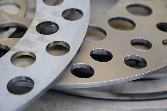 2000w Purple Horn Laser Cutting Machine For Metal Sheet 1070nm